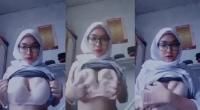 Skandal Jilbab Putih