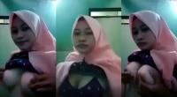Jilbab Pamer Toket Besar
