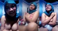 Jilbab Ucul Buka Baju Toket Gede