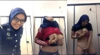 Hijab Sange di Toilet Kantor
